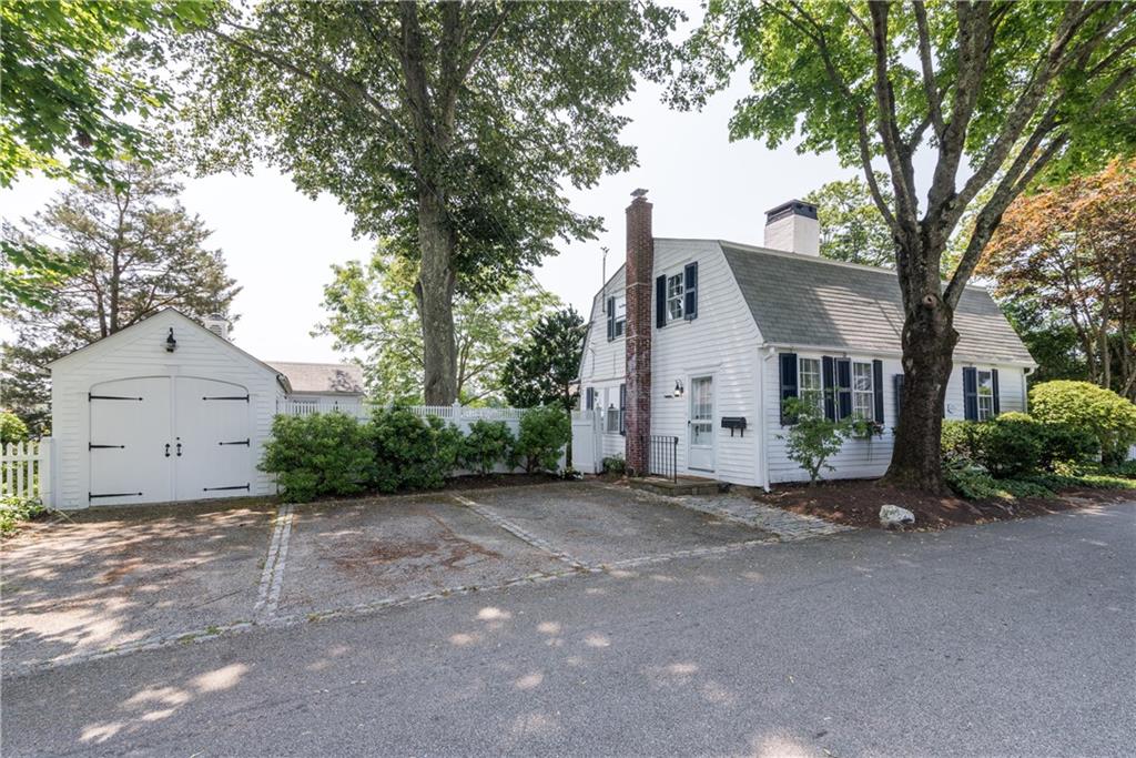 5 Washington Street, North Kingstown, RI 02852 Compass