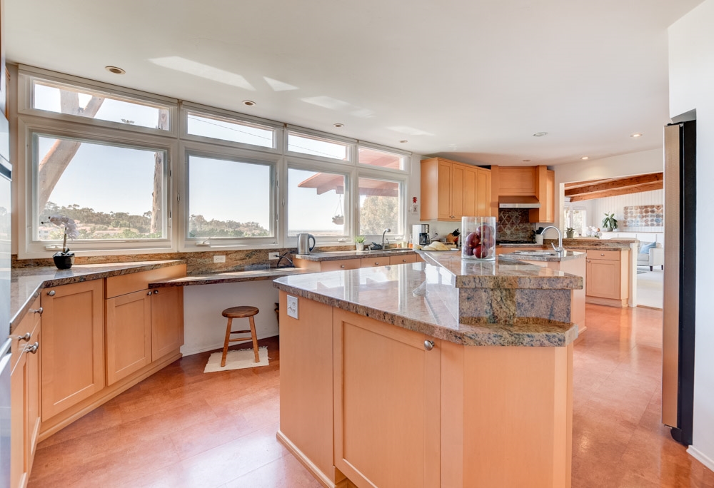 4345 Arcadia Drive San Diego, CA 92103 - Photo 8 of 24