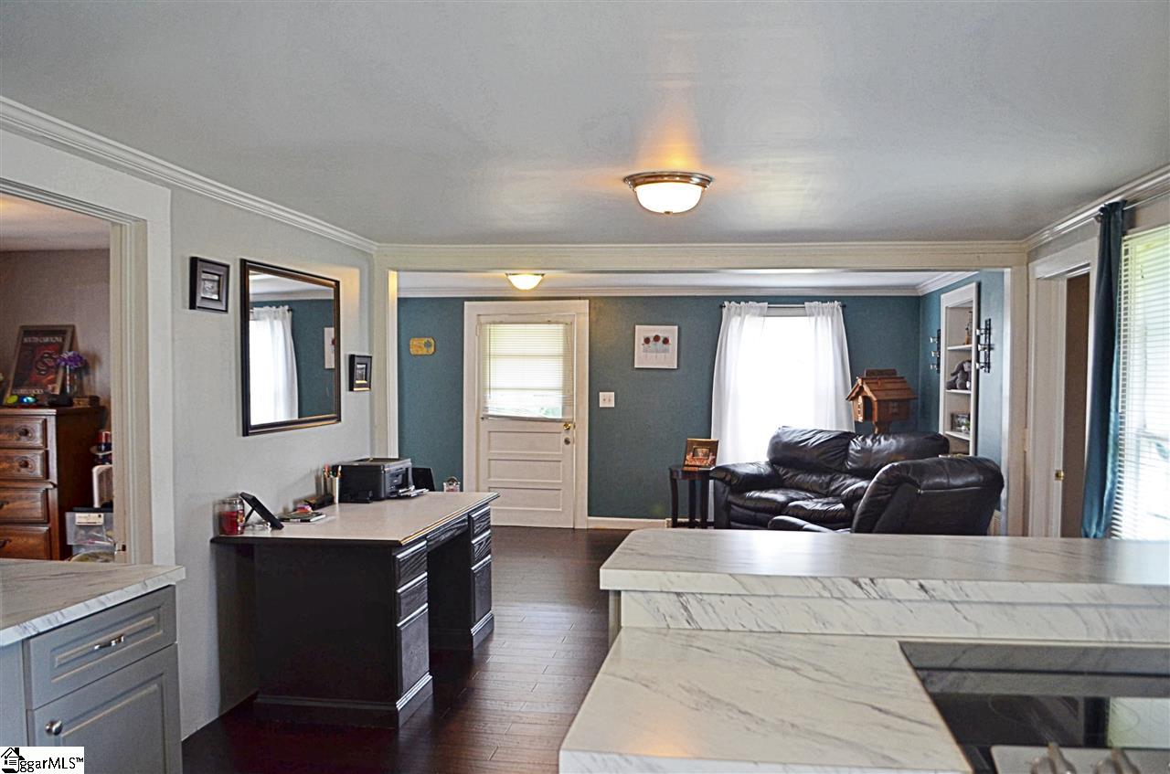 122 Clearview Road Travelers Rest, SC 29690 - Photo 15 of 31 Gallery Image 15