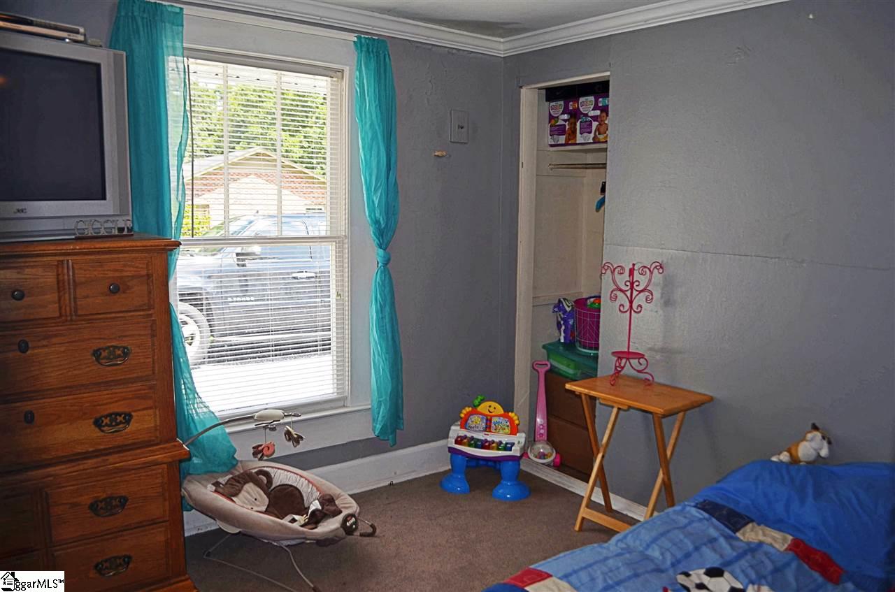 122 Clearview Road Travelers Rest, SC 29690 - Photo 23 of 31 Gallery Image 23