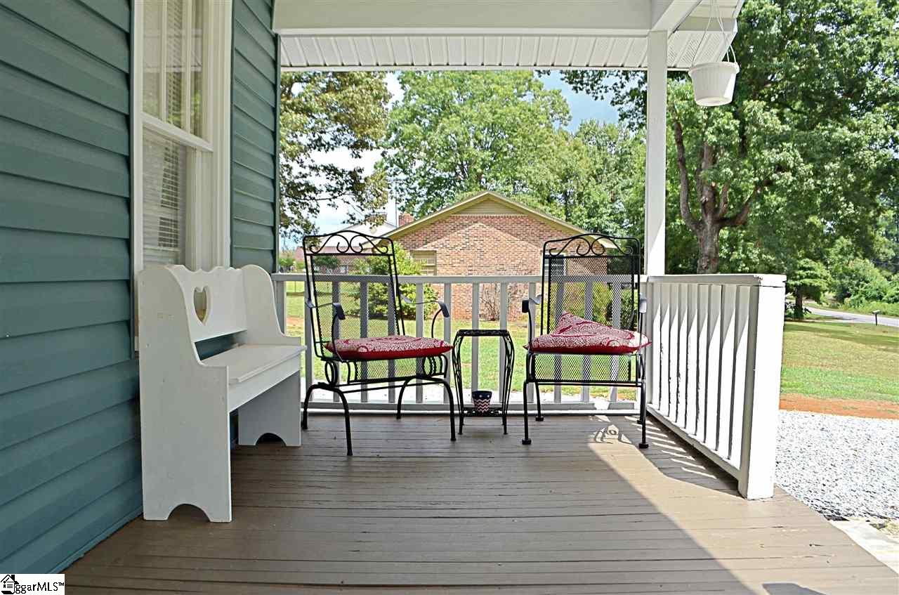 122 Clearview Road Travelers Rest, SC 29690 - Photo 5 of 31 Gallery Image 5