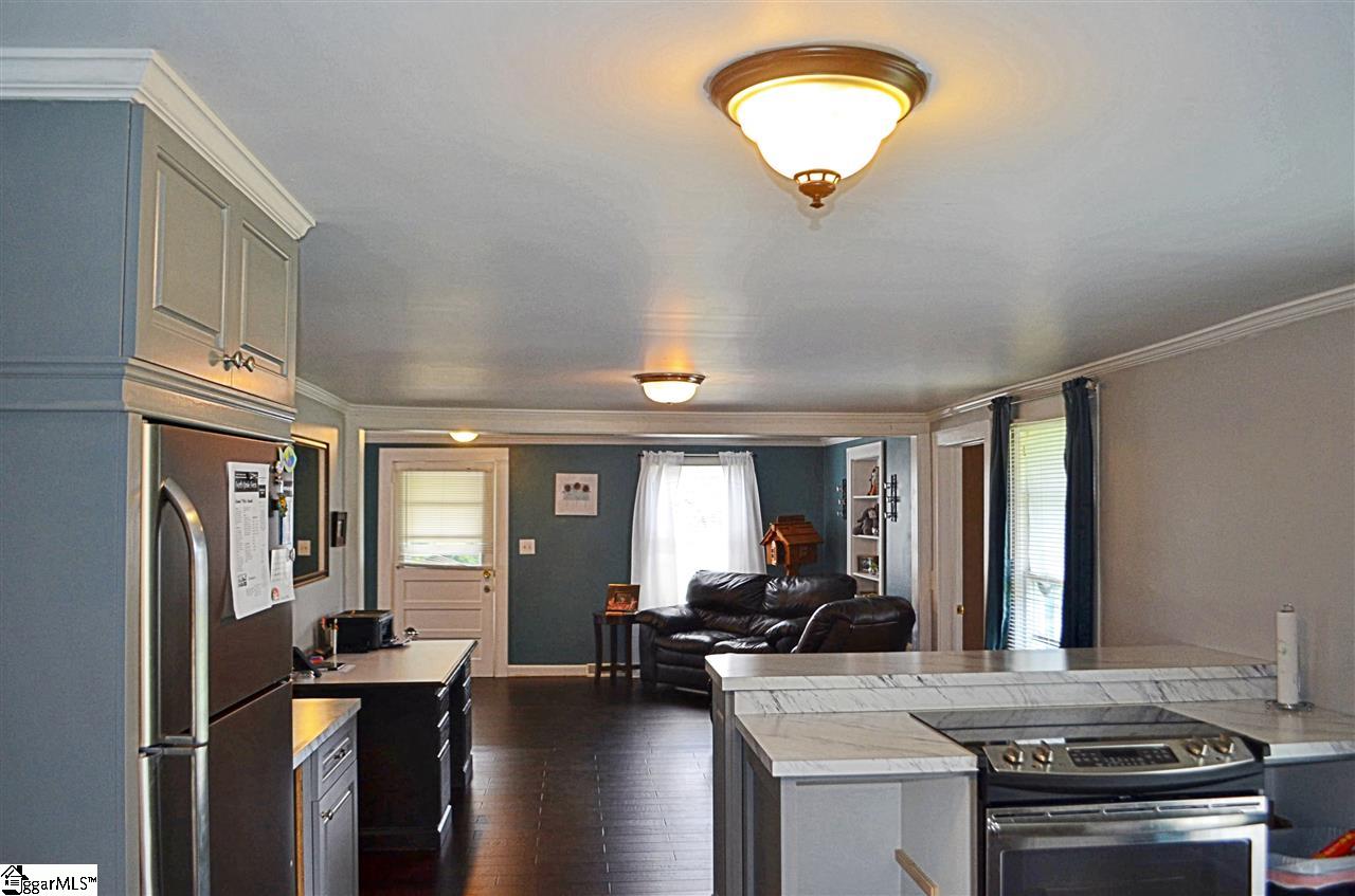 122 Clearview Road Travelers Rest, SC 29690 - Photo 10 of 31 Gallery Image 10