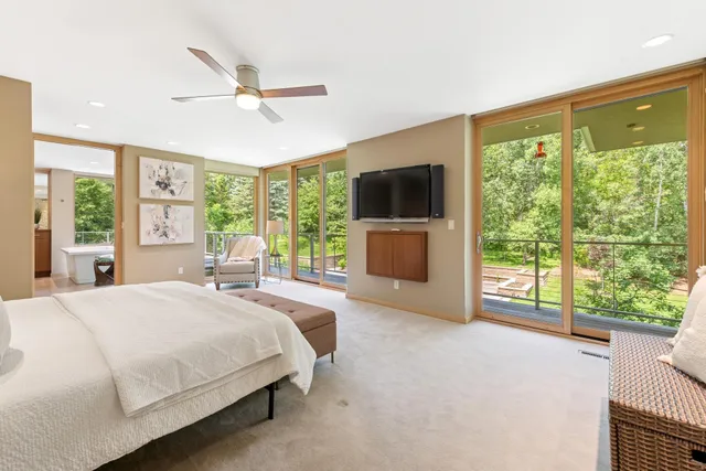 $3,300,000 | 685 Hidden Creek Trail, Mendota Heights, MN 55118