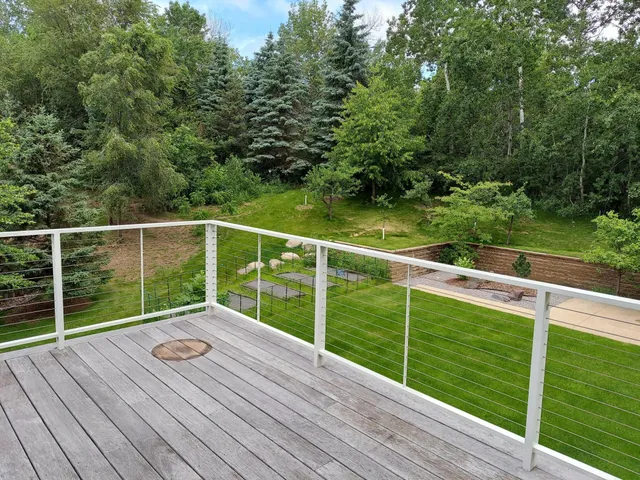 $3,300,000 | 685 Hidden Creek Trail, Mendota Heights, MN 55118