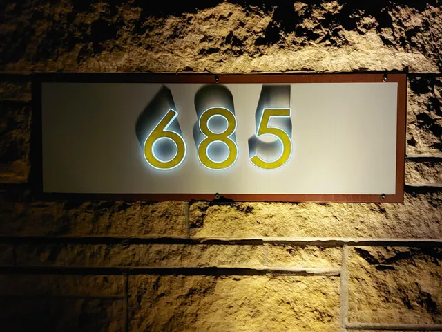 $3,300,000 | 685 Hidden Creek Trail, Mendota Heights, MN 55118