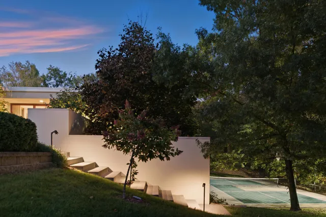 $3,300,000 | 685 Hidden Creek Trail, Mendota Heights, MN 55118