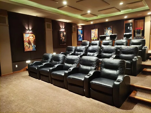 $3,300,000 | 685 Hidden Creek Trail, Mendota Heights, MN 55118