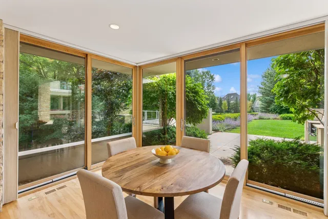 $3,300,000 | 685 Hidden Creek Trail, Mendota Heights, MN 55118