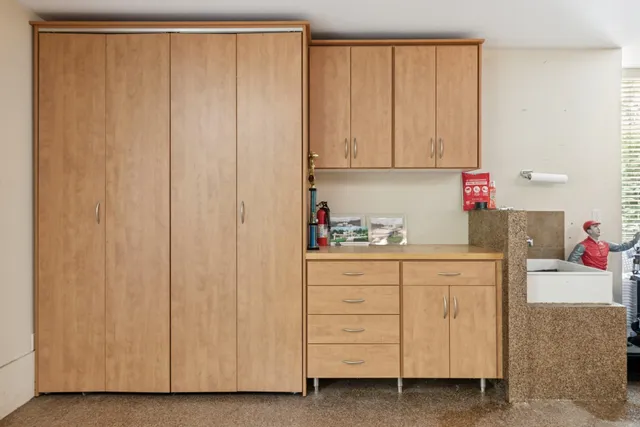 $3,300,000 | 685 Hidden Creek Trail, Mendota Heights, MN 55118