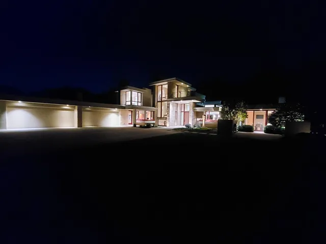 $3,300,000 | 685 Hidden Creek Trail, Mendota Heights, MN 55118