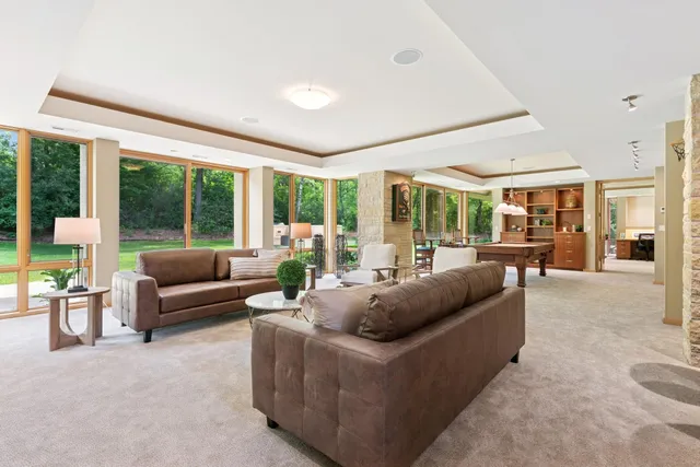 $3,300,000 | 685 Hidden Creek Trail, Mendota Heights, MN 55118