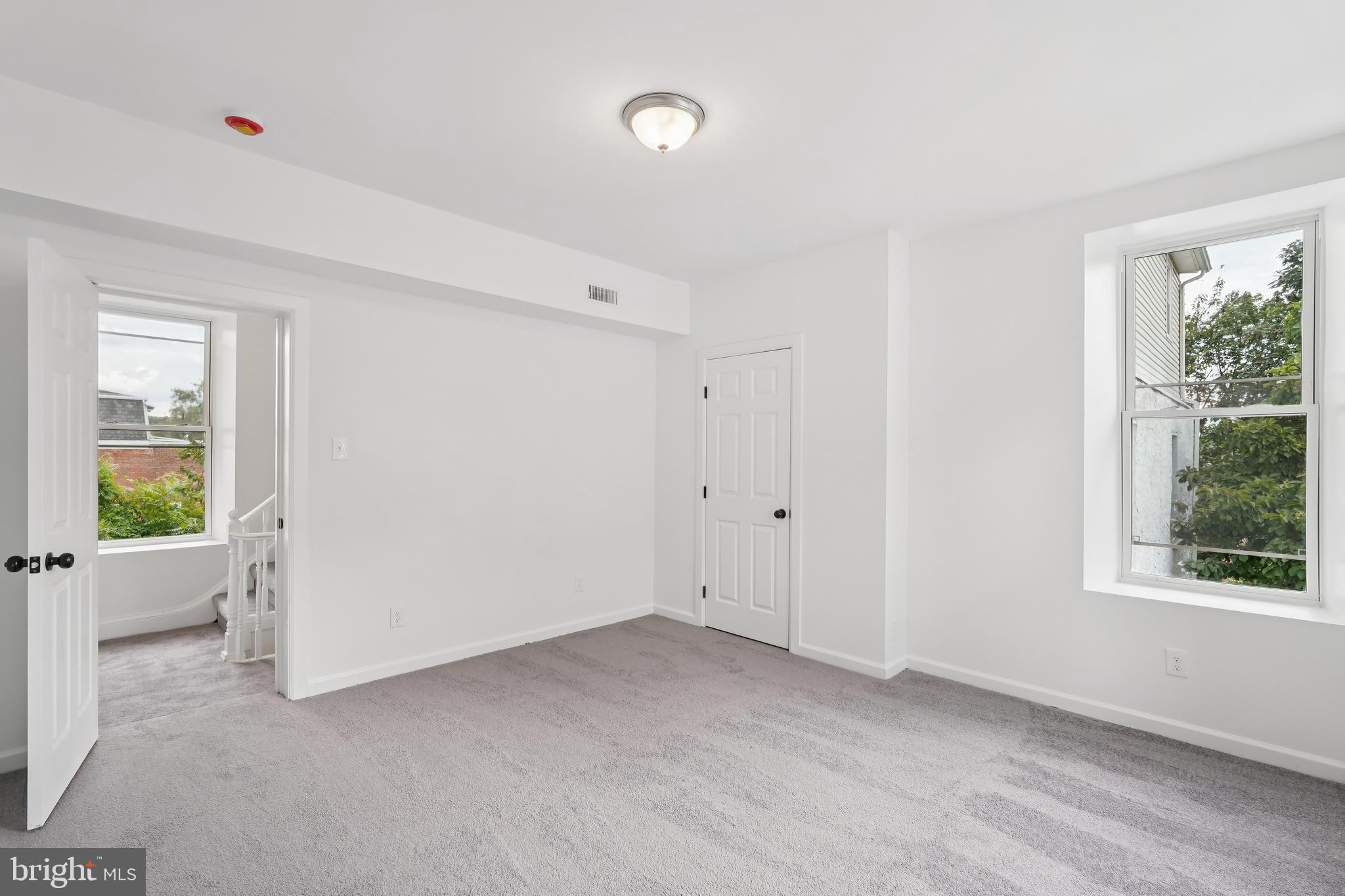 200 East Price Street Philadelphia, PA 19144 - Photo 17 of 29 a view of an empty room with a window
