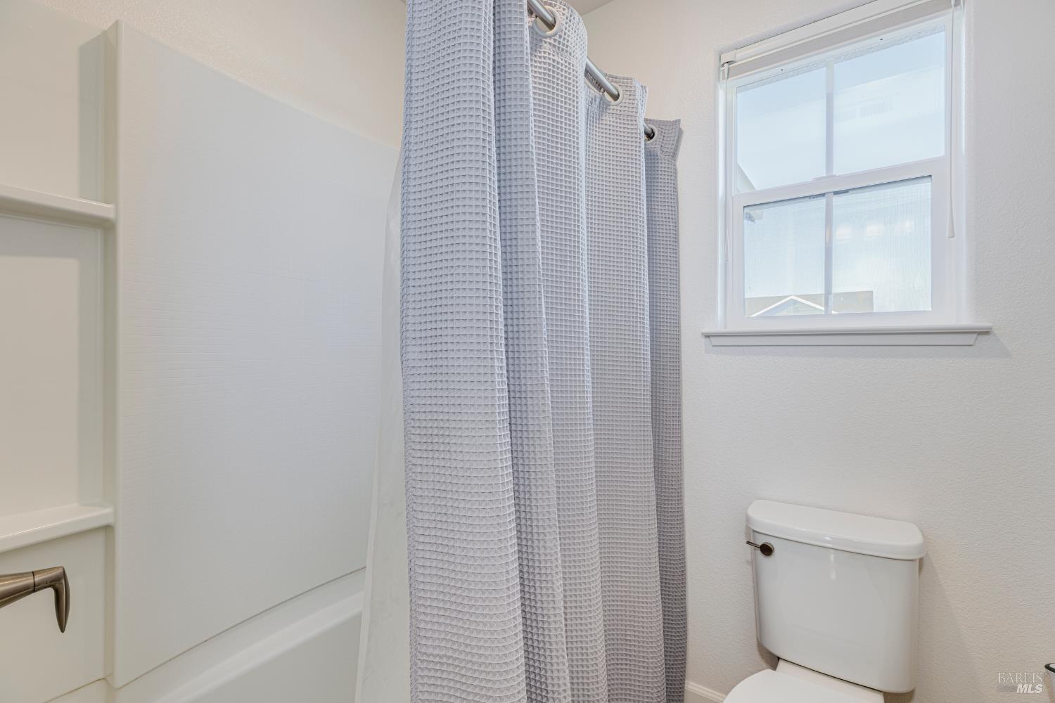 7448 Wendy Drive Rohnert Park, CA 94928 - Photo 30 of 61