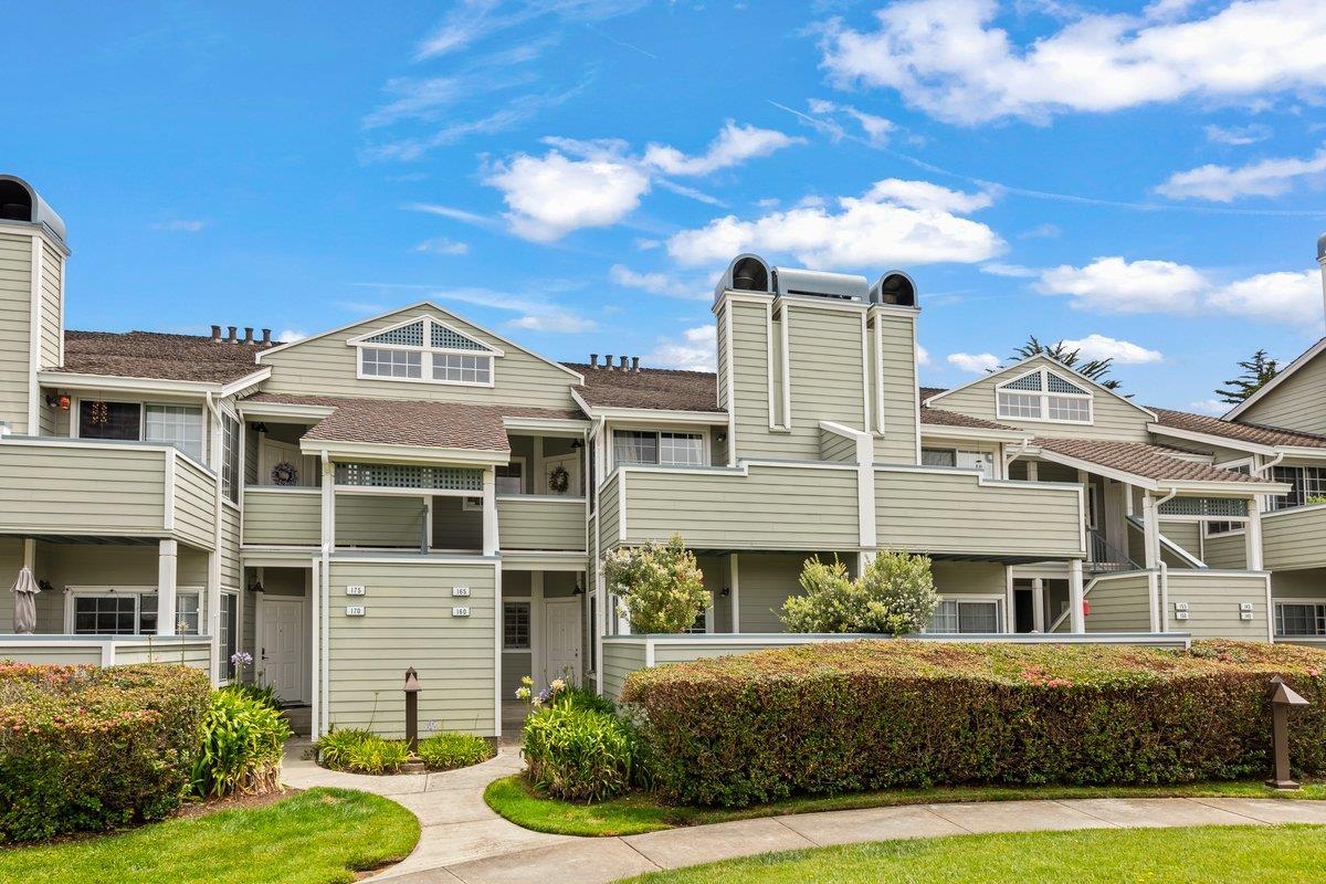 160 Troon Way Half Moon Bay, CA 94019 - Photo 2 of 28 a front view of a house with garden