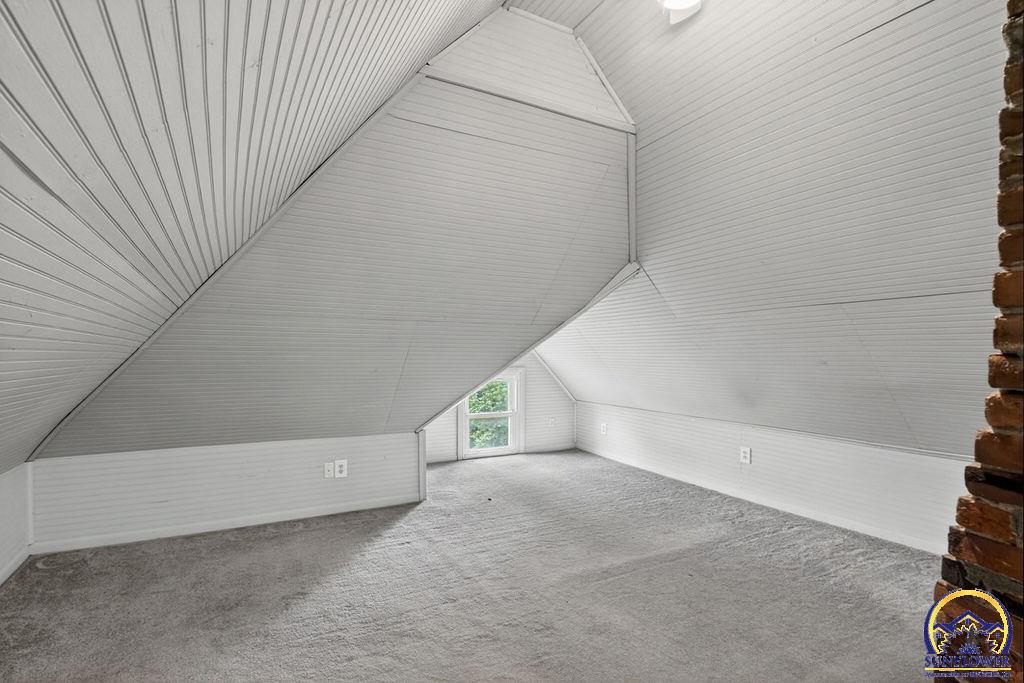 1501 Southwest Mulvane Street Topeka, KS 66604 - Photo 27 of 55