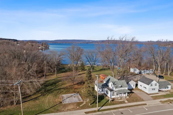 W11680 County Road V, Lodi, WI 53555