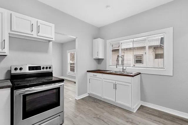 $189,000 | 546 Washburn Avenue, Kalamazoo, MI 49048