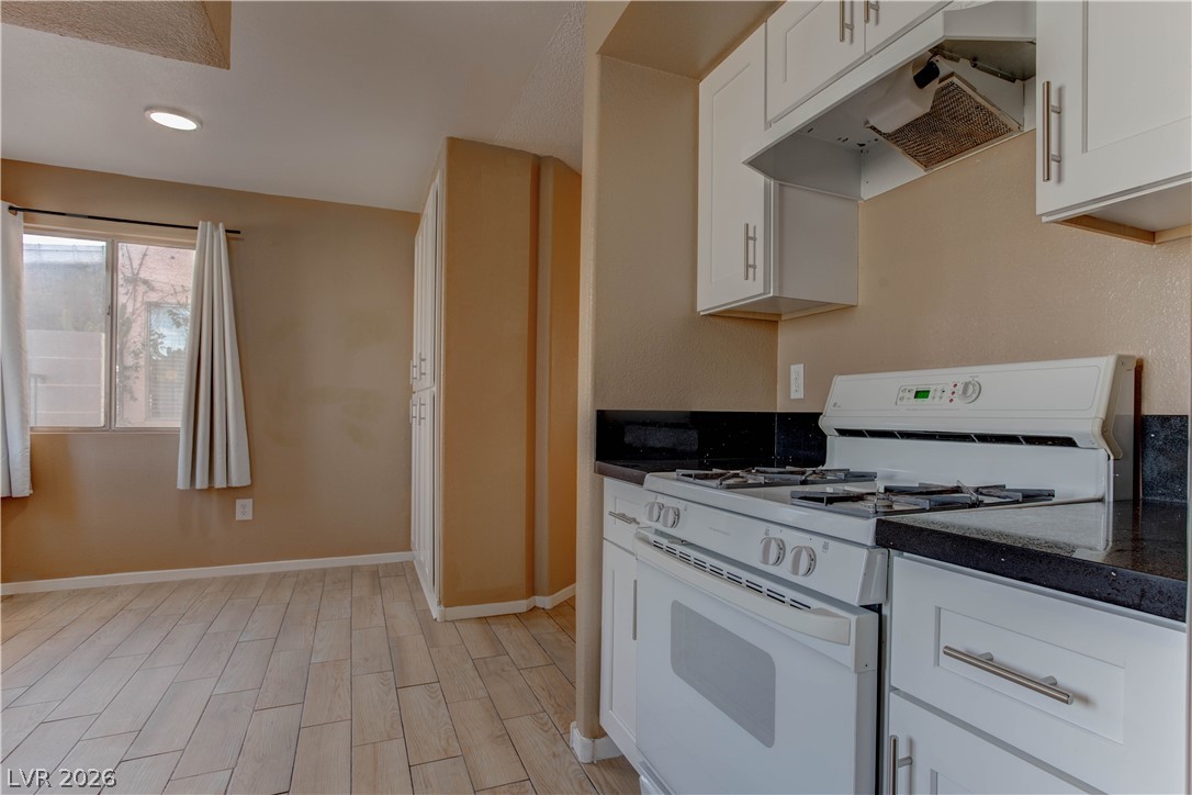 4140 North Compass Rose Way Las Vegas, NV 89108 - Photo 11 of 46