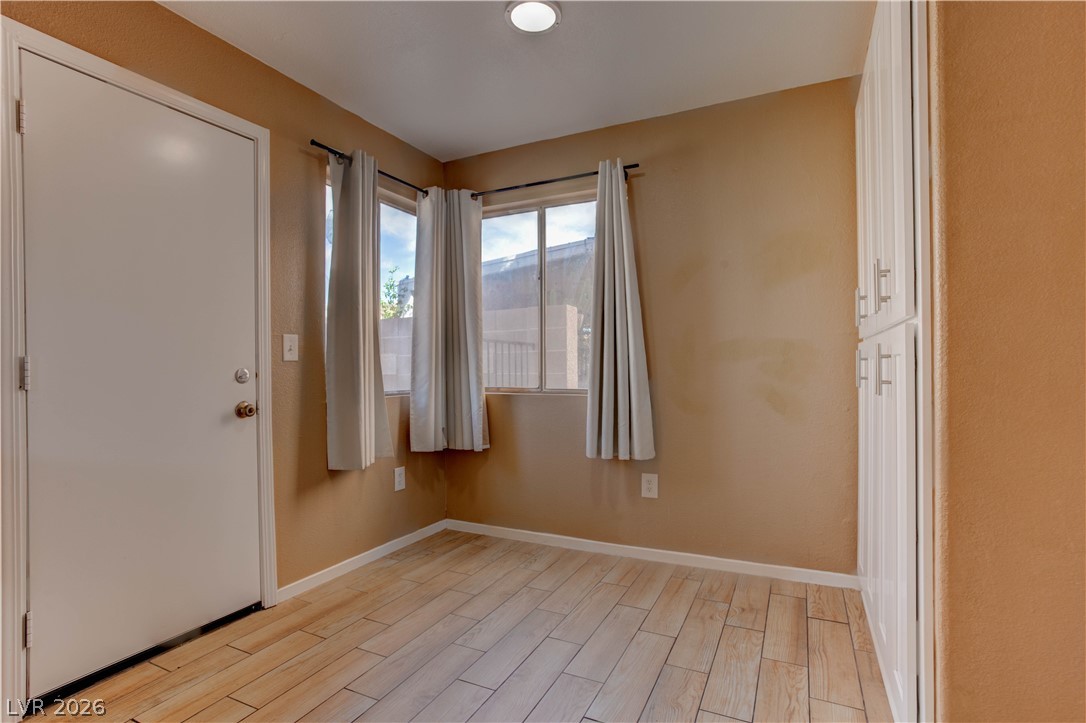 4140 North Compass Rose Way Las Vegas, NV 89108 - Photo 17 of 46