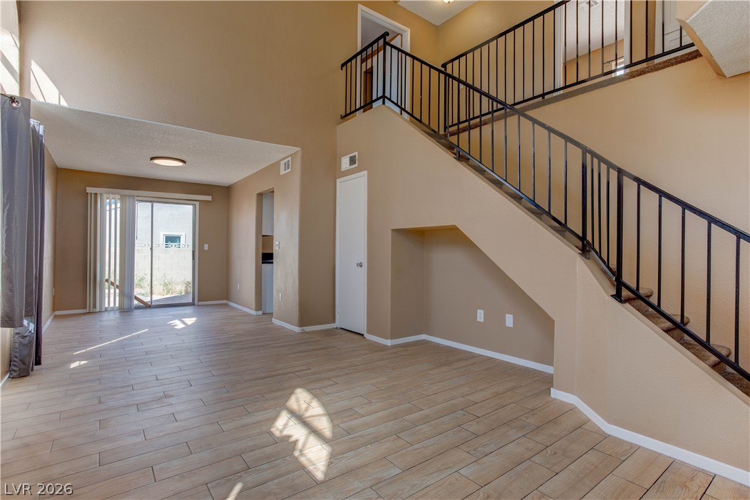 4140 North Compass Rose Way Las Vegas, NV 89108 - Photo 2 of 46