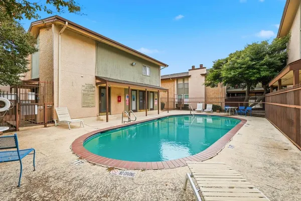 $1,300 | 12818 Midway Road, Unit 2078, Dallas, TX 75244