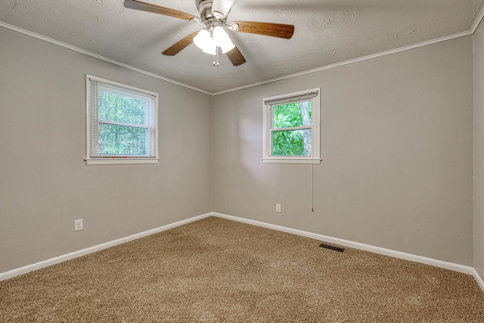 110 State Rd S-42-2775 Spartanburg, SC 29307 - Photo 28 of 39