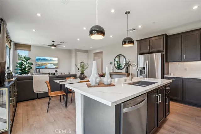 $719,490 | 6366 Moonfire Lane, Fontana, CA 92336