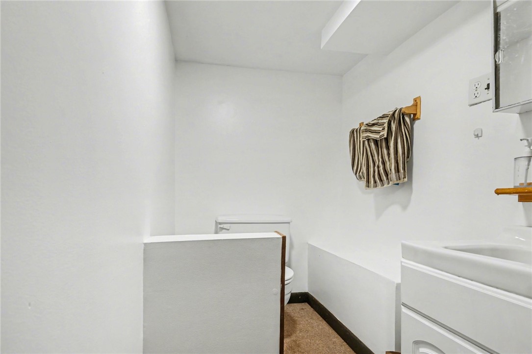 247 West Ivy Street East Rochester, NY 14445 - Photo 24 of 26