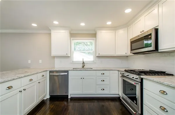 $3,100 | 729 Sunnybrook Drive, Decatur, GA 30033