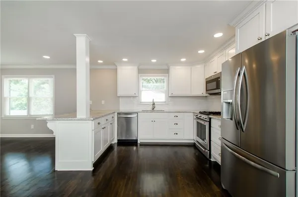 $3,100 | 729 Sunnybrook Drive, Decatur, GA 30033