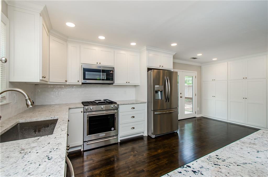 729 Sunnybrook Drive Decatur, GA 30033 - Photo 14 of 49