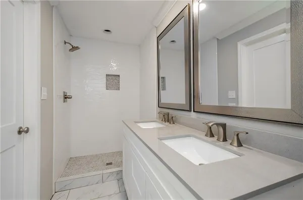 $3,100 | 729 Sunnybrook Drive, Decatur, GA 30033