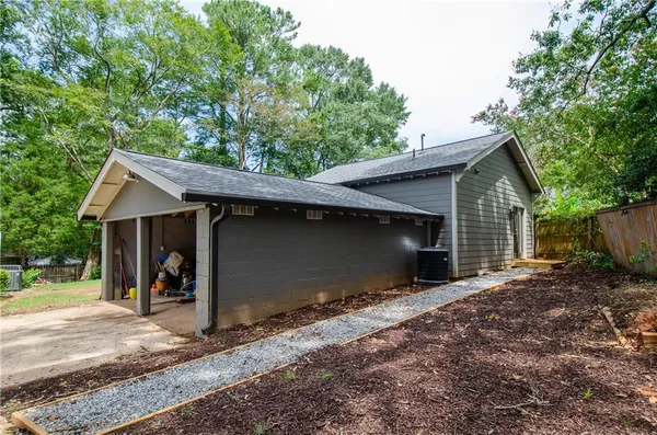 $3,100 | 729 Sunnybrook Drive, Decatur, GA 30033