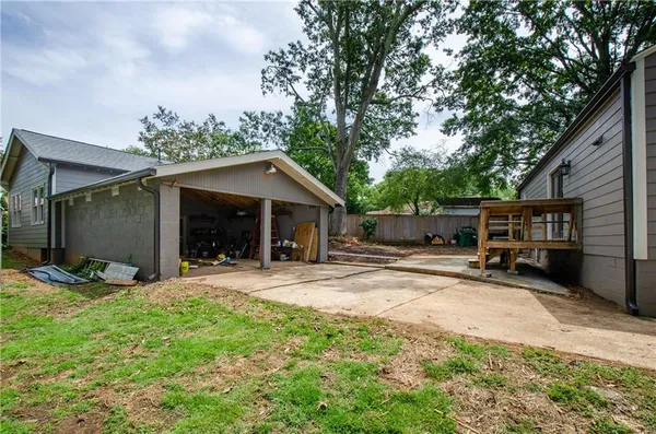 $3,100 | 729 Sunnybrook Drive, Decatur, GA 30033