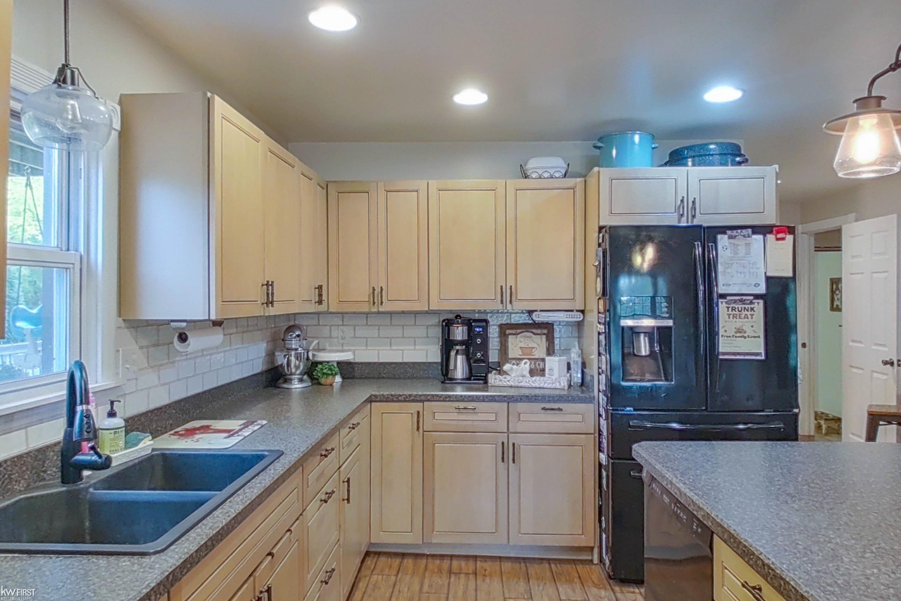 10318 East Bennington Road Durand, MI 48429 - Photo 2 of 64 Gallery Image 2