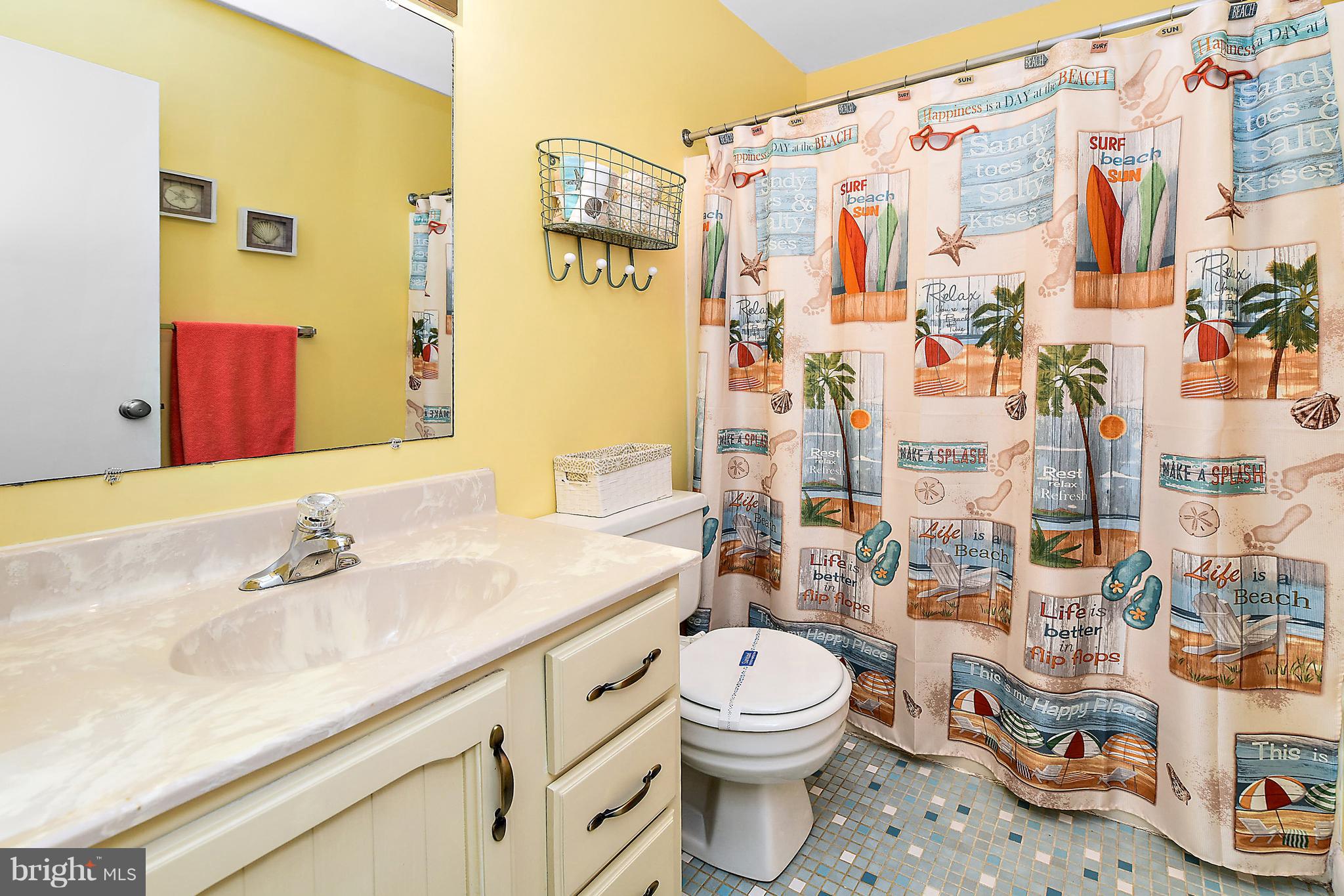 611 Salt Spray Road Ocean City, MD 21842 - Photo 22 of 32 Full Bathroom Attached to Rear Bedroom