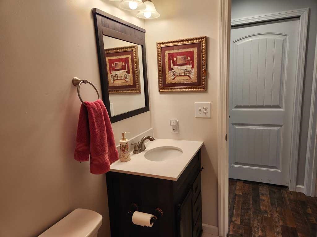 188 River Road Bristol, VT 05443 - Photo 11 of 40