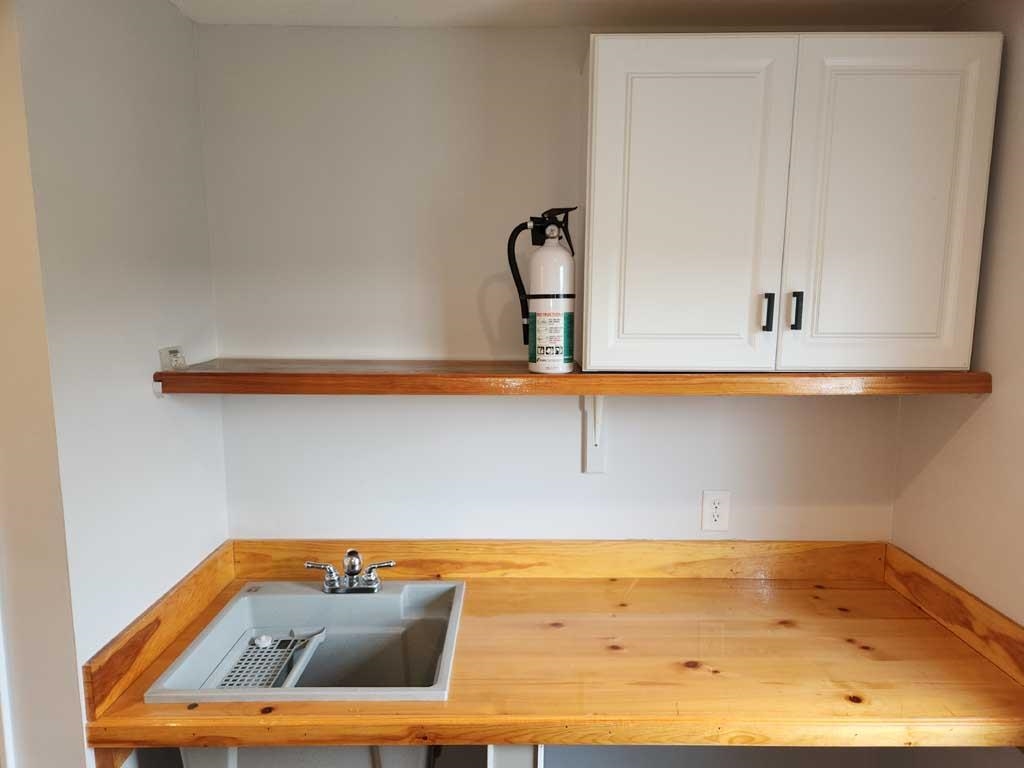 188 River Road Bristol, VT 05443 - Photo 17 of 40