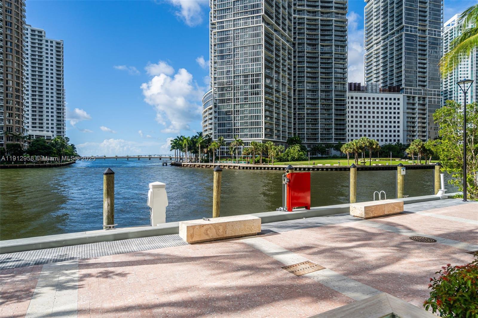 300 Biscayne Blvd Way, Unit 3009 Miami, FL 33131 - Photo 39 of 52 a view of outdoor space and yard