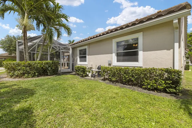 $633,000 | 1183 Lake Breeze Drive, Wellington, FL 33414