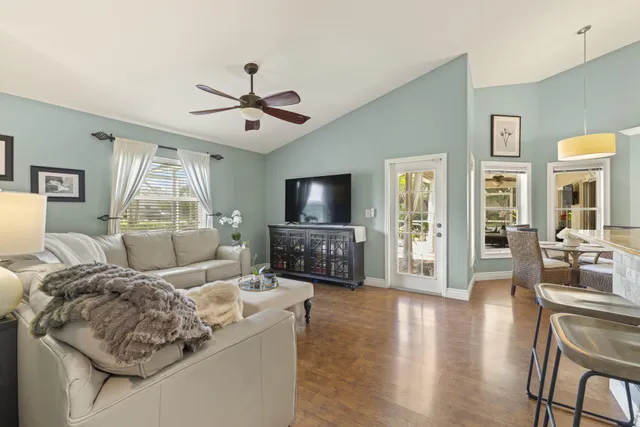 $633,000 | 1183 Lake Breeze Drive, Wellington, FL 33414