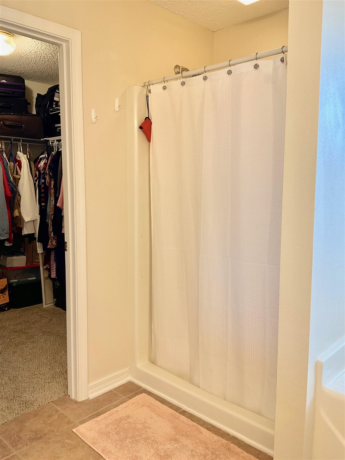 596 Batten Boulevard Pensacola, FL 32507 - Photo 25 of 48 a view of a walk in closet