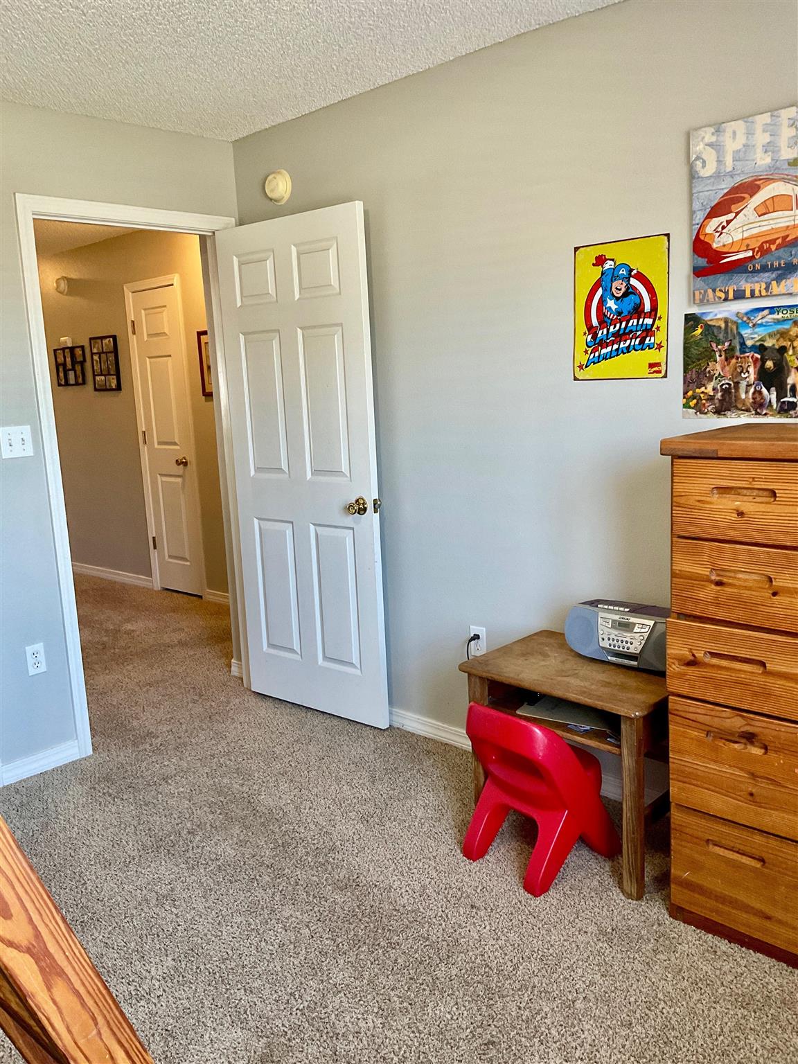 596 Batten Boulevard Pensacola, FL 32507 - Photo 41 of 48 a view of hallway with washer and dryer