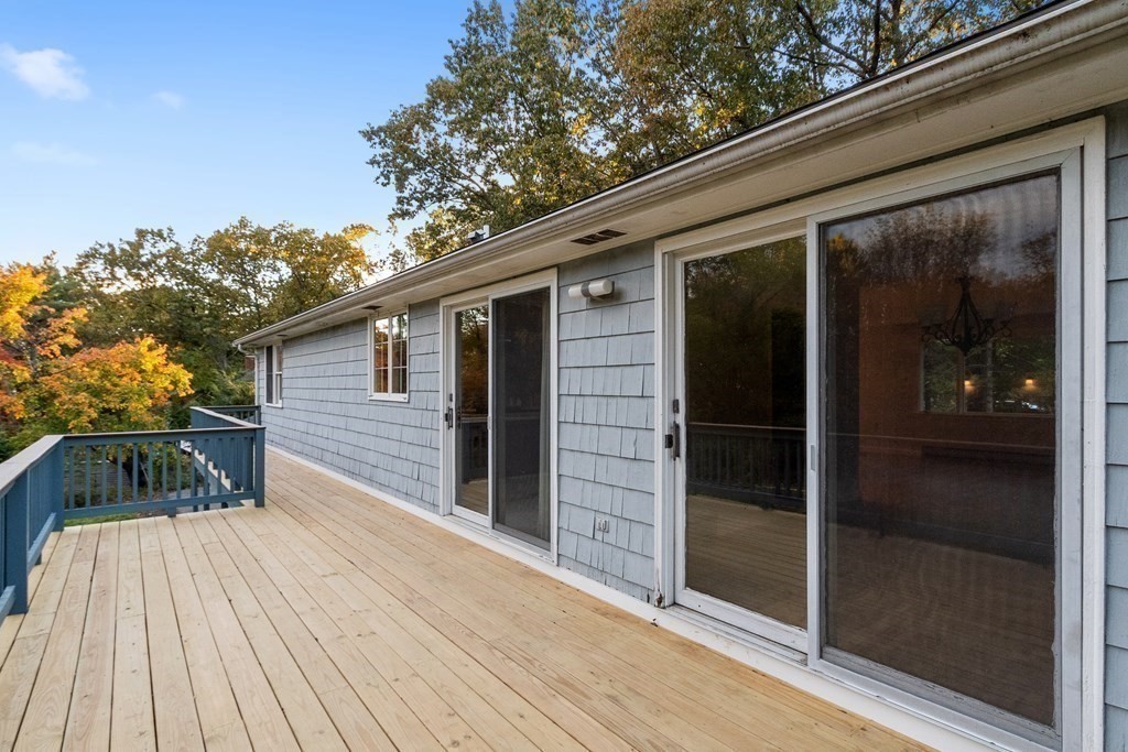 22 Sunset Rock Road Andover, MA 01810 - Photo 13 of 38