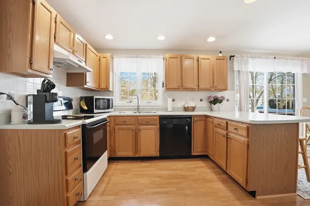 $639,900 | 174 Columbus Drive, Fall River, MA 02720