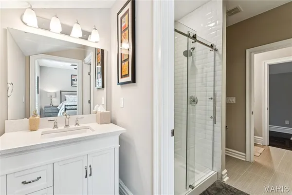 $2,950,000 | 1 Tuscany Park, Clayton, MO 63105
