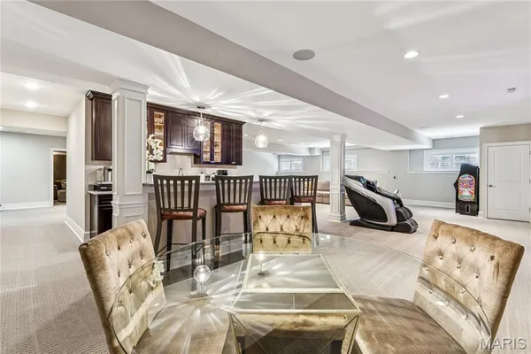 $2,950,000 | 1 Tuscany Park, Clayton, MO 63105