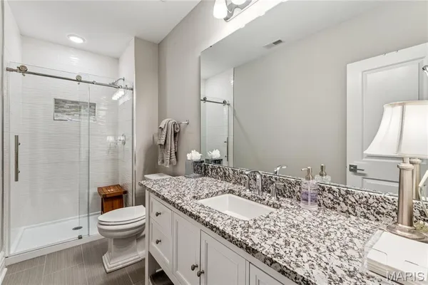 $2,950,000 | 1 Tuscany Park, Clayton, MO 63105