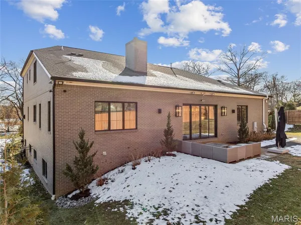 $2,950,000 | 1 Tuscany Park, Clayton, MO 63105