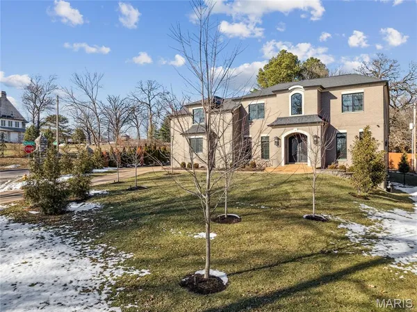 $2,950,000 | 1 Tuscany Park, Clayton, MO 63105